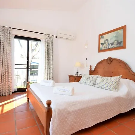 Sleeps 6 Pool Air Con Wifi Villa *