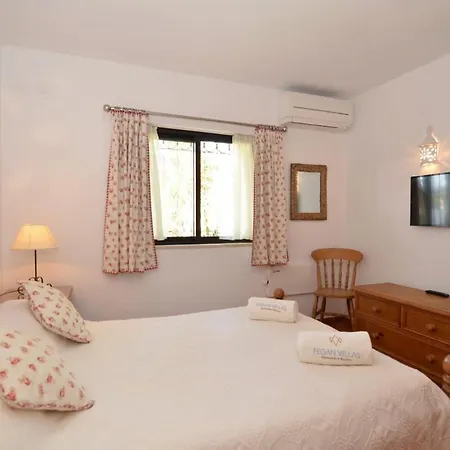 Villa Sleeps 6 Pool Air Con Wifi Vale do Lobo
